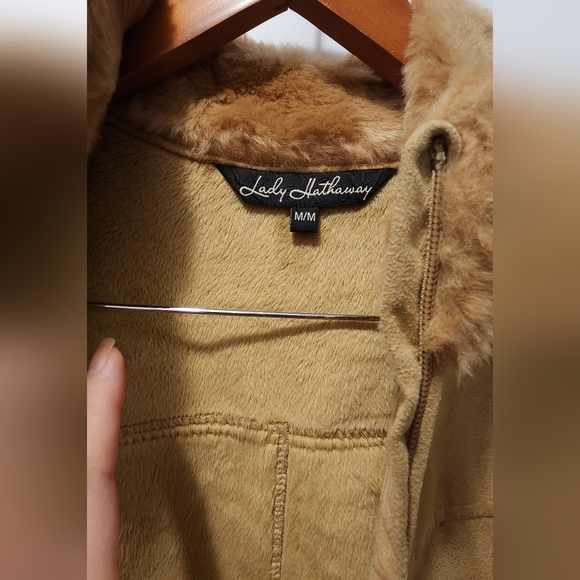 Lady Hathaway Suede Jacket with Fur - Picture 7 of 7